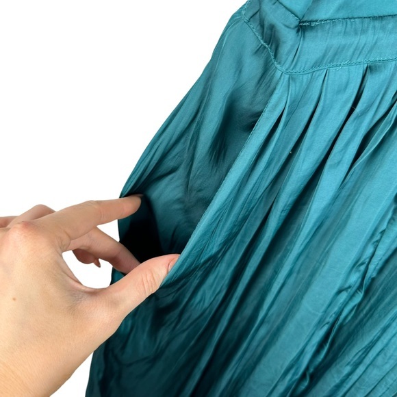 Mahina green long pants suit! - Picture 5 of 13